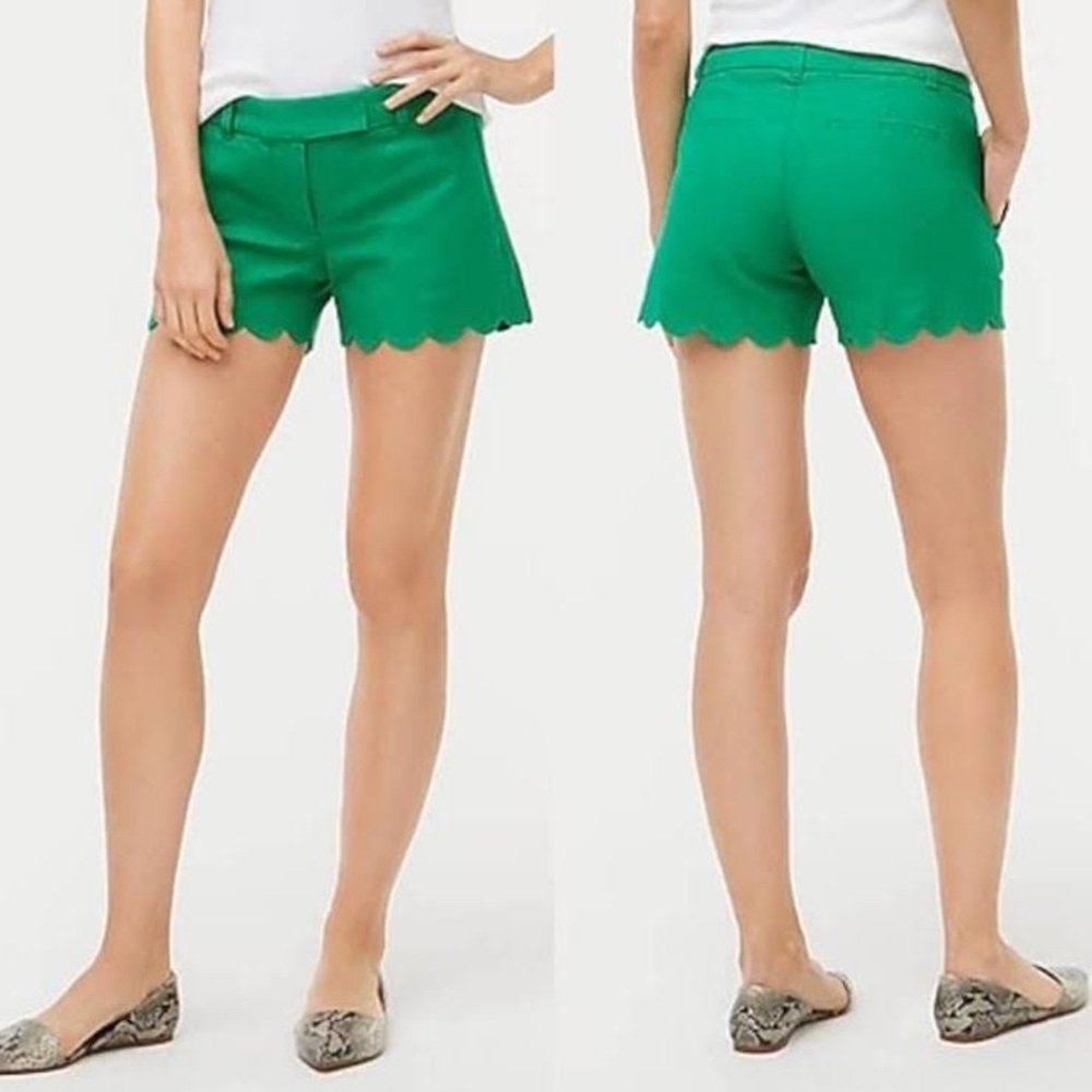 J. Crew | Kelly Green Linen Blend Scallop Hem Shorts - Picture 2 of 11